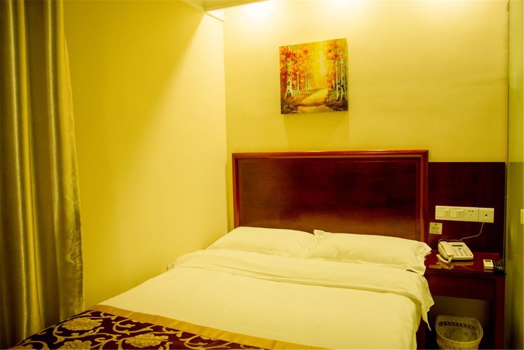 Greentree Inn Chongqing Yuzhou Road Hotel 외부 사진